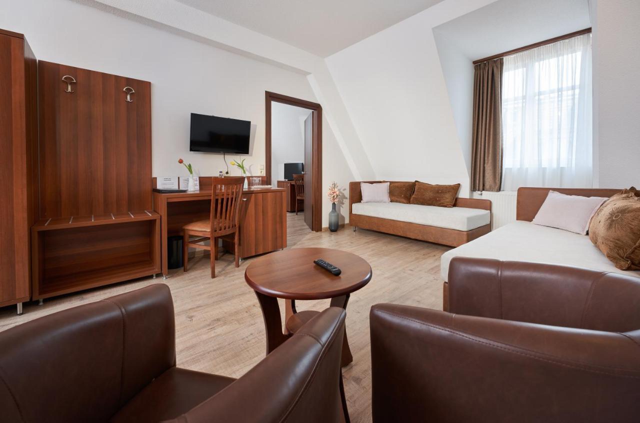 Hotel Meyerhof 로라흐 외부 사진